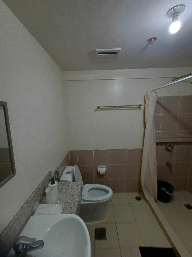 Acacia Estates Taguig Aparthotel Manila Ngoại thất bức ảnh